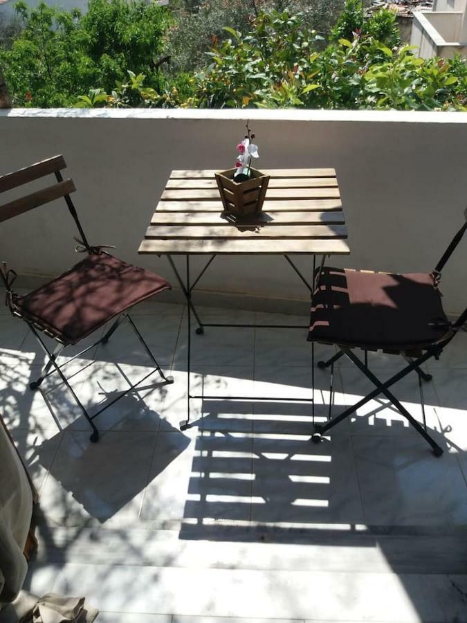 Apartment In Poros Poros Town Exterior photo